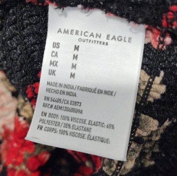 AEO - Floral Long Sleeves Smocked Button Down Blouse - Picture 12 of 13